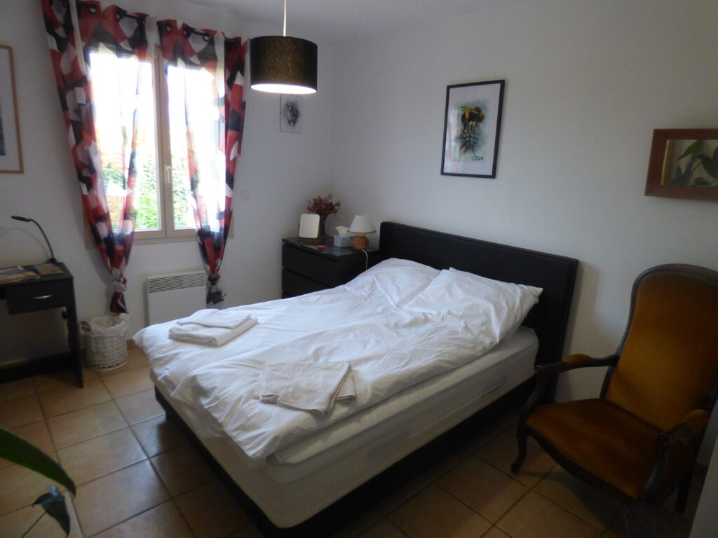 Double bedroom at Le Clos de Leuc near Carcassonne
